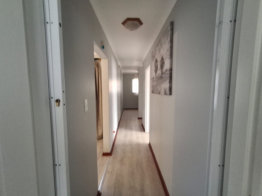 3 Bedroom Property for Sale in Summerstrand Eastern Cape
